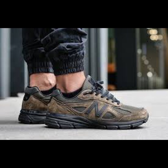 new balance 990v4 military green